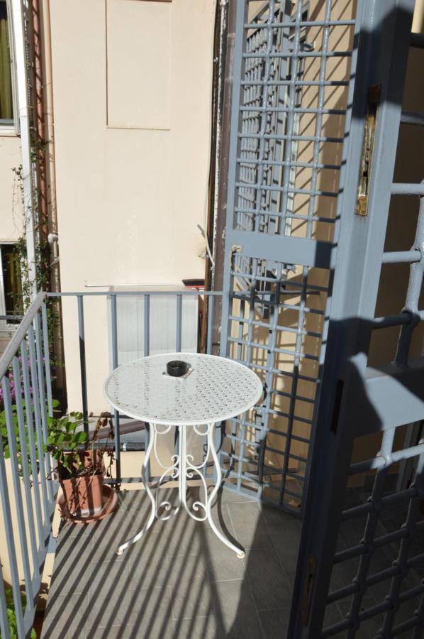 Love Nest In The Heart Of Rome Διαμέρισμα Εξωτερικό φωτογραφία